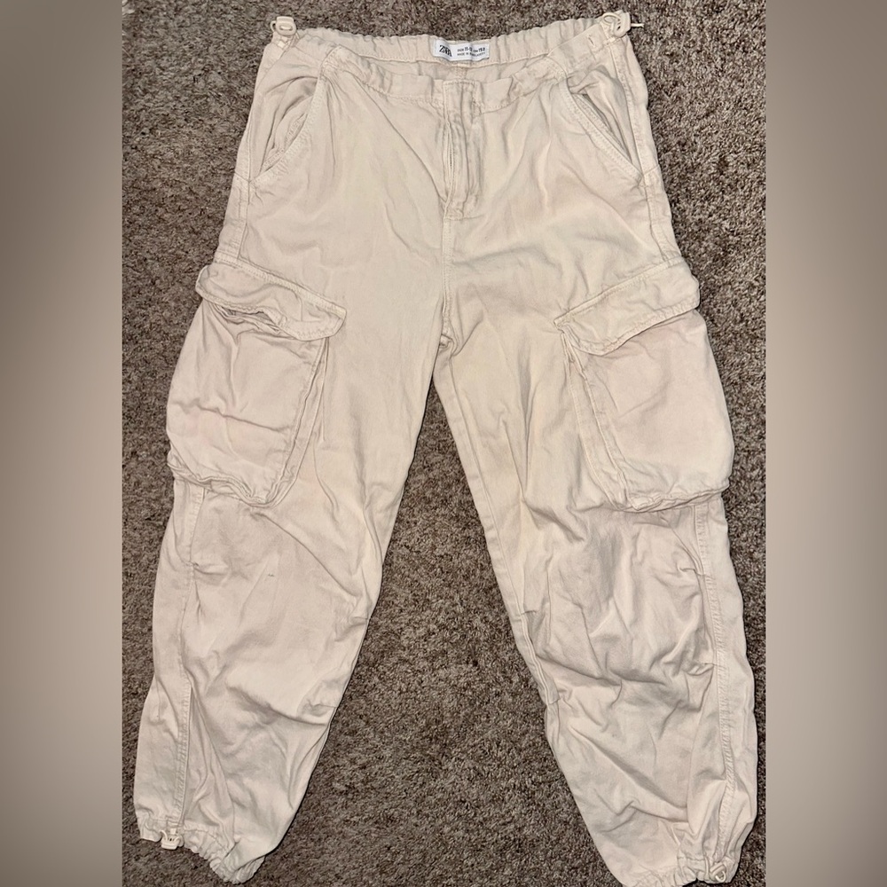 Like New Zara cargo pants